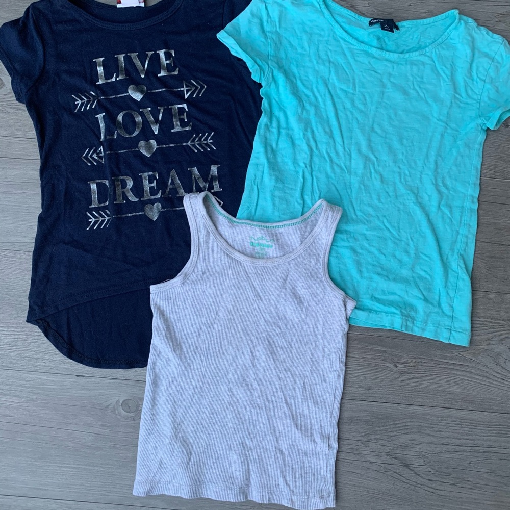 ⚡️3 for $20 Girls top bundle (3)